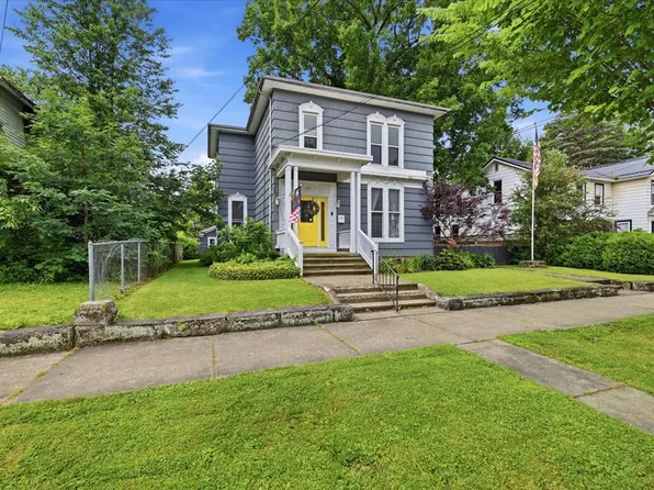 327 E Main St, Titusville, PA 16354