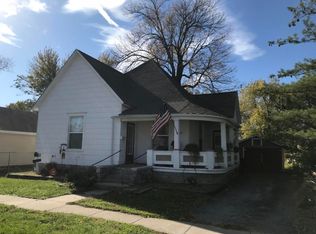 311 S Rollins St, Centralia, MO 65240