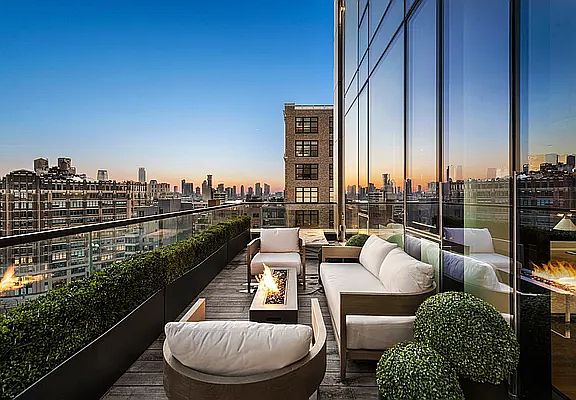 3rd image of 570 Broome St #13A