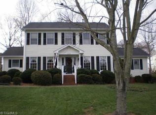 2304 Leeds Ln, High Pt, NC 27265