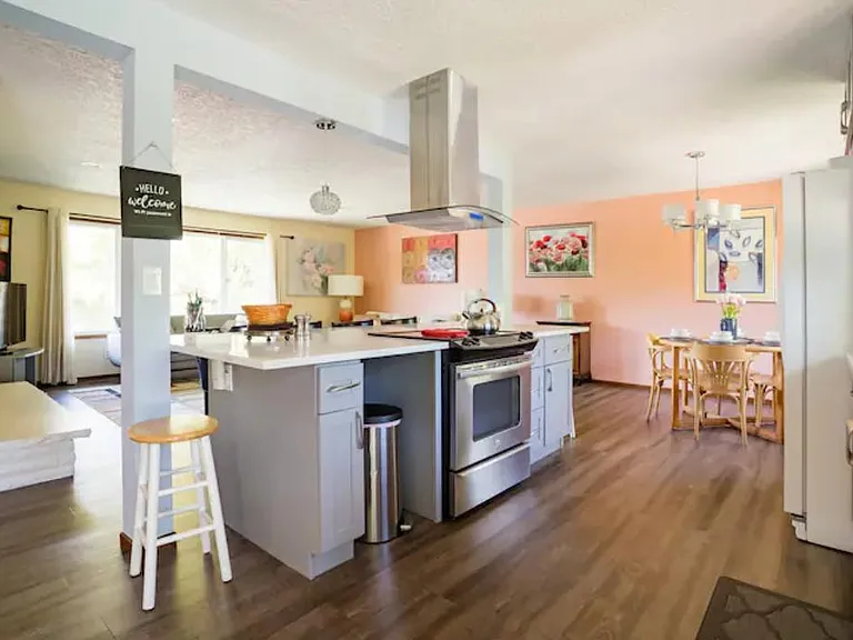12245 NW Kearney St — Photo 7