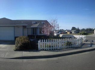 1422 Underwood Ct, McKinleyville, CA 95519