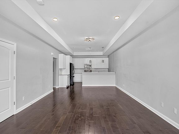 3rd image of 5512 Arbor Chase Dr