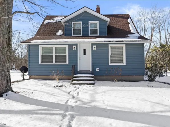 8010 Baumhart Rd, Amherst, OH 44001