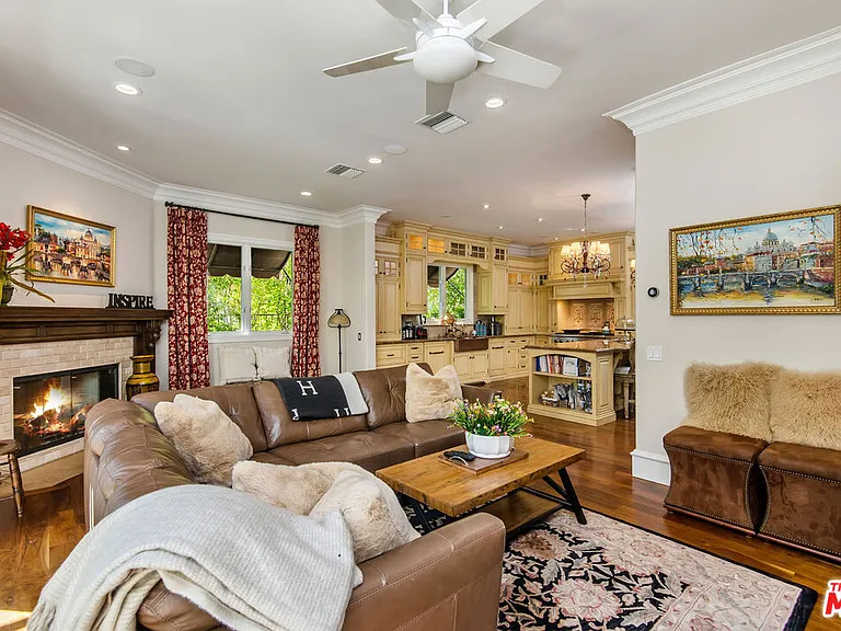 24908 Bella Vista Dr — Photo 32