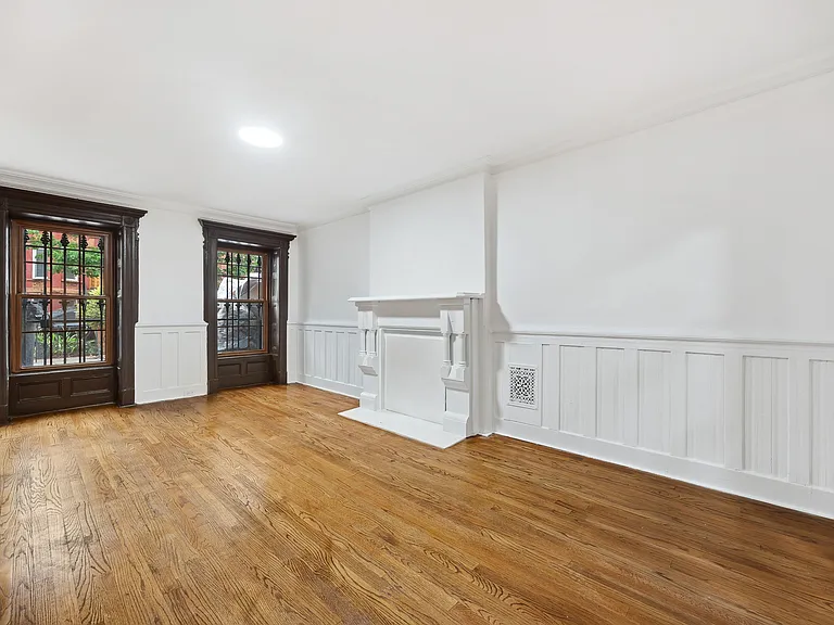 329 Decatur St #1L — Photo 13
