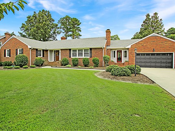 2nd image of 799 Poquoson Ave