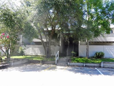 402 Greenmeadow Dr, Goose Creek, SC, 29445