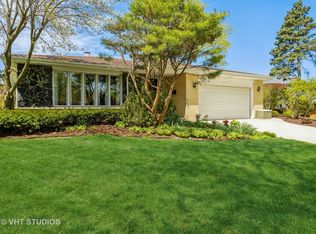 8S174 Hudson St, Darien, IL 60561