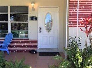 11801 SW 177th Ter, Miami, FL 33177