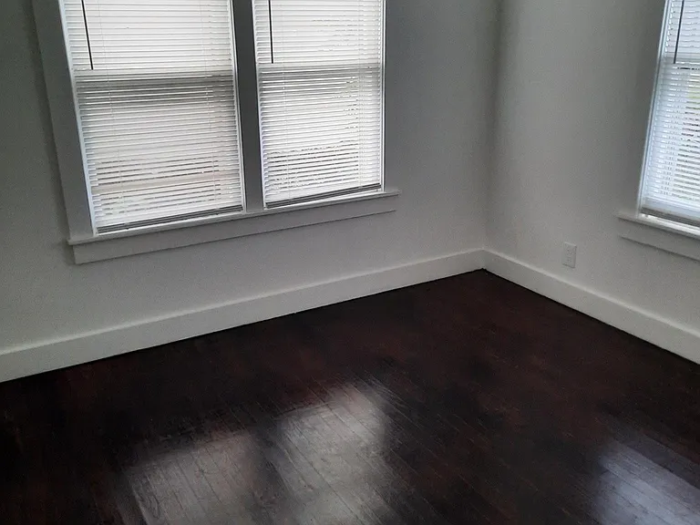 127 Motel Dr — Photo 24