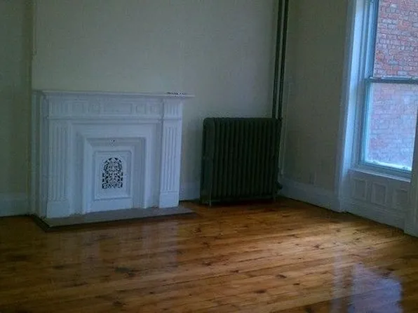 525 Madison St, Brooklyn, NY 11221