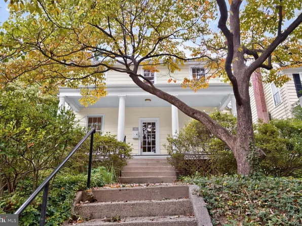 3925 McKinley St NW, Washington, DC 20015