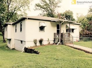 1311 N 52nd Ct, Kansas City, KS 66102