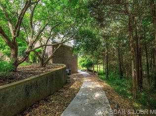 331 Country Ridge Dr, Camdenton, MO 65020