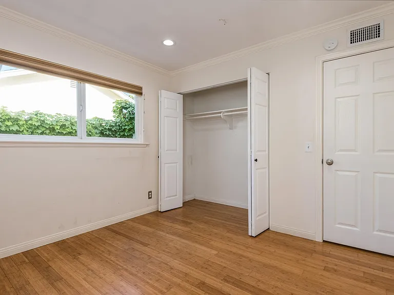 5087 Del Monaco Dr — Photo 9