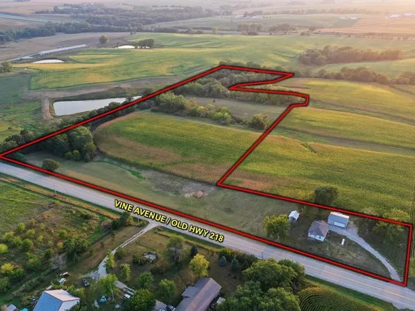 2075 Vine Ave, Ainsworth, IA 52201