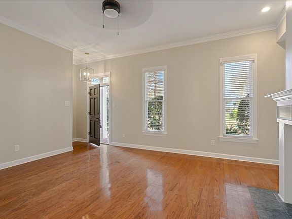 5th image of 1210 Chapel Park Blvd