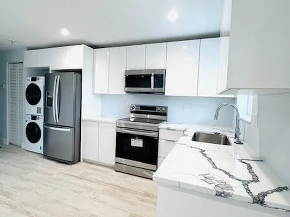 206 SE 1st Ave #8, Delray Beach, FL 33444