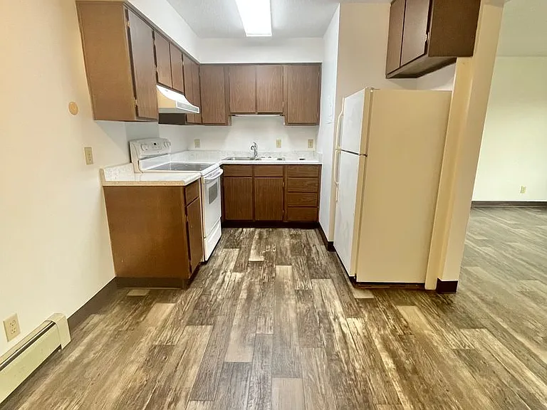 3505 S Hawthorne Ave — Photo 21