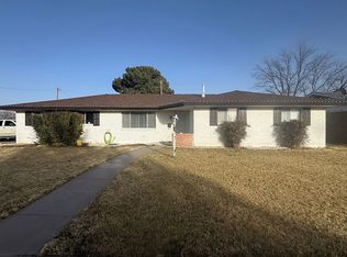 2001 Barnett Dr, Roswell, NM 88203