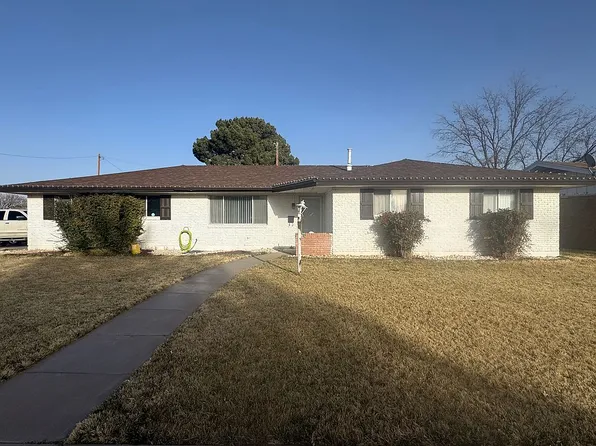 2001 Barnett Dr, Roswell, NM 88203