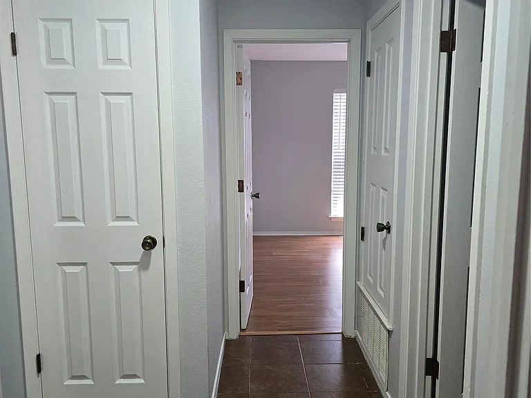 1106 Fauntleroy Trl #B — Photo 13