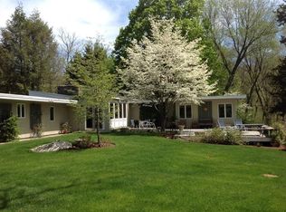 528 Glen Rd, Weston, MA 02493
