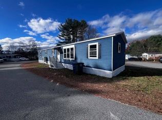 13 Windsor Dr, Westbrook, ME 04092