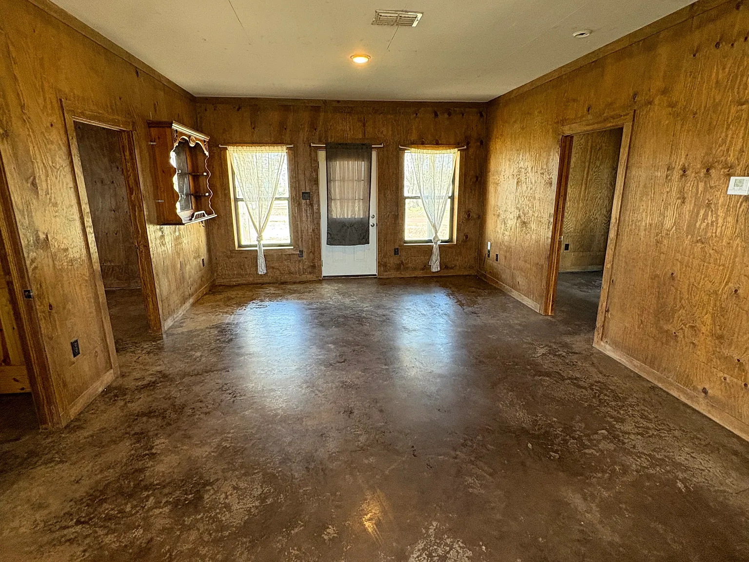 5172 Bison Rd — Photo 2