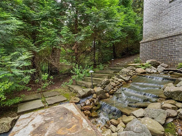 1685 Mount Paran Rd NW — Photo 87