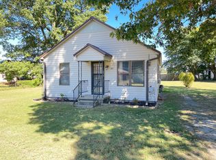 104 Chapman St, Leachville, AR 72438