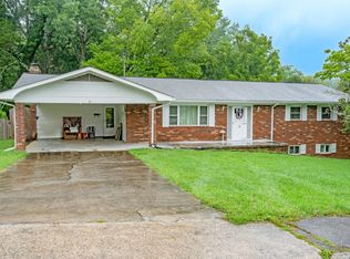 93 Arkansas Ave, Oak Ridge, TN 37830
