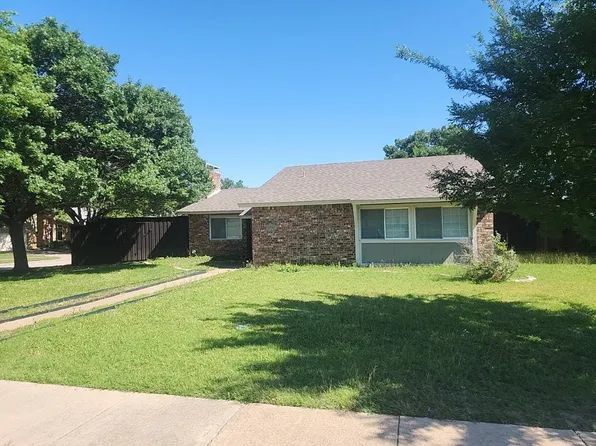 1811 E Collins Blvd, Richardson, TX 75081