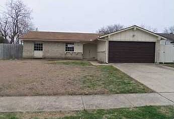 1st image of 1402 Archery Ln