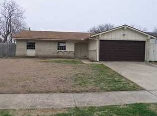 1402 Archery Ln, Garland, TX 75044