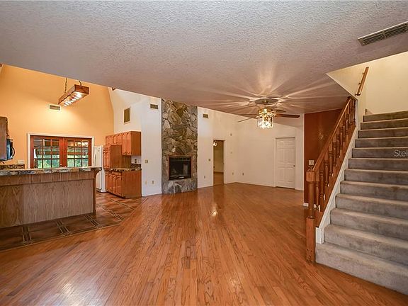5th image of 6005 Mountain Lake Dr