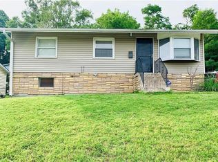 4732 E 39th St, Kansas City, MO 64128