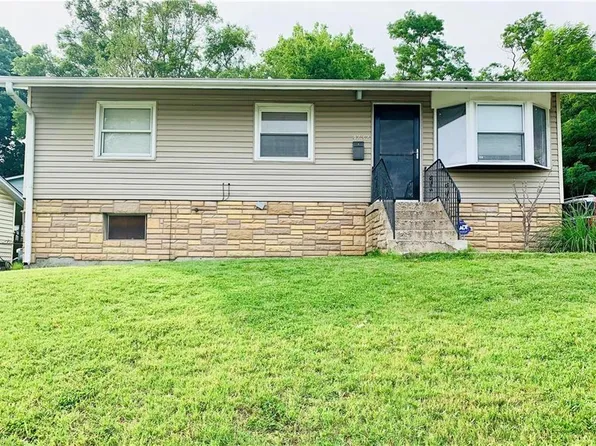 4732 E 39th St, Kansas City, MO 64128