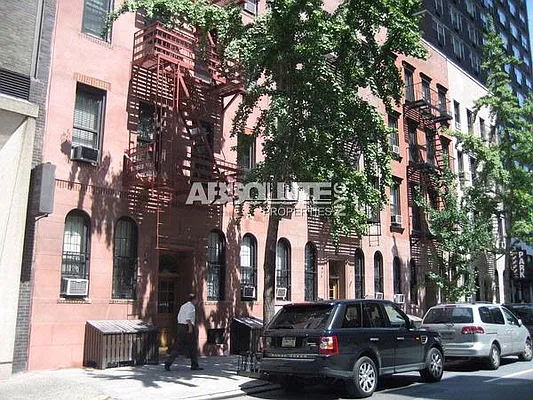 Rented by Absolute Properties of NYC | media 7