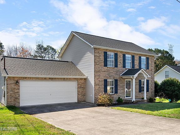 3rd image of 4206 Montserrat Ln