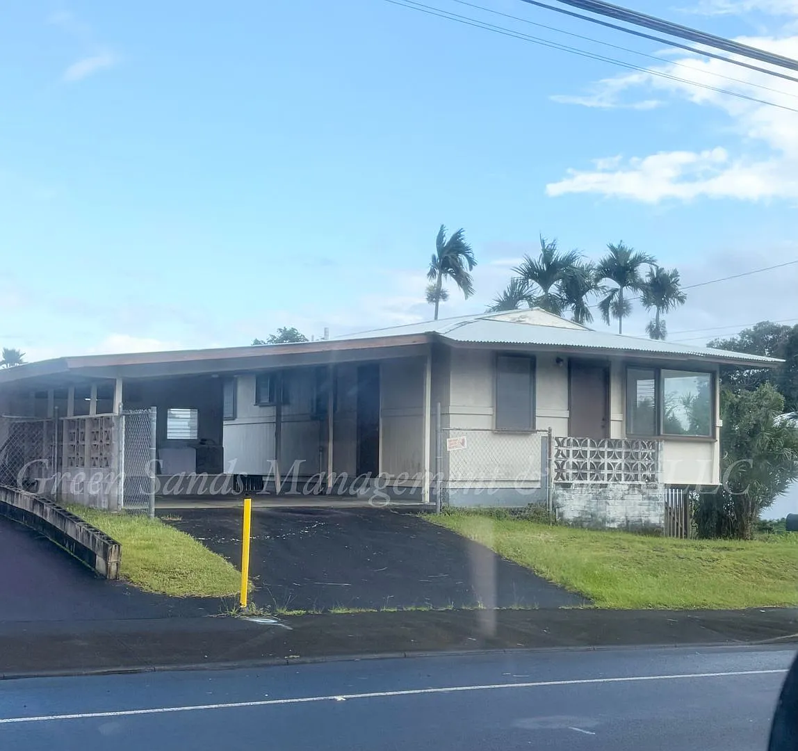 Convenient location in Hilo — Photo 1