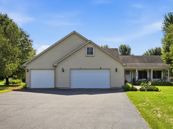 22902 Graf Rd, Harvard, IL 60033