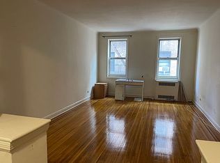 6574 Saunders St APT 4H, Flushing, NY