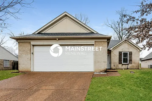 10426 Redmond Cir N Photo 1