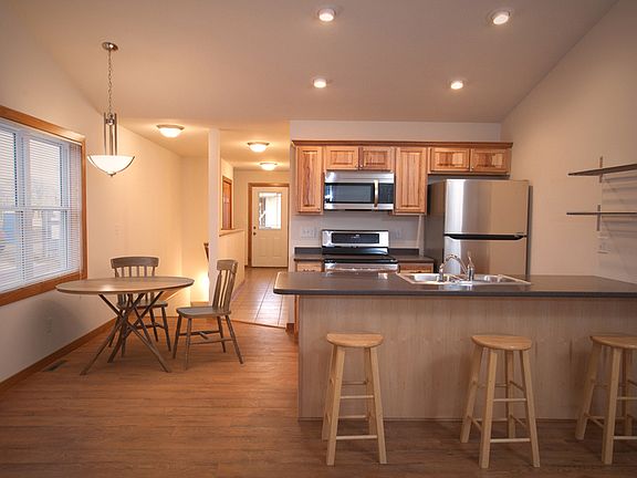 4th image of 522 Lulu Ln