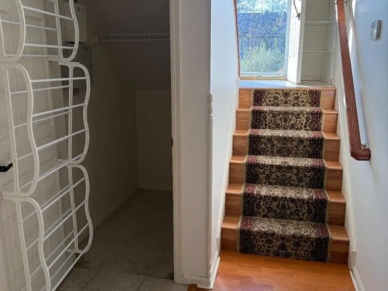 518 Downer St — Photo 24