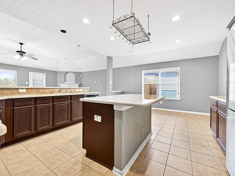 24822 Diamond Run Ct — Photo 20