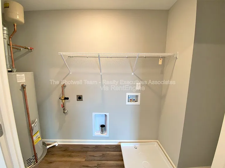 7852 Beeler Farms Ln — Photo 19