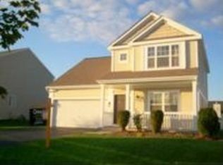 1333 Yellowpine Dr, Aurora, IL 60506